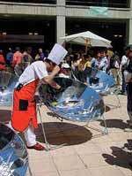 Kochen mit Solar-Spiegel