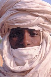 1080 Bewohner Nigers (Afrika)