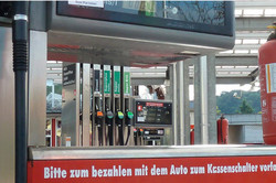  757 Tankstelle