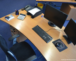 554 Schreibtisch Büro / Foto: Pixelio.de/Norbert Schollum