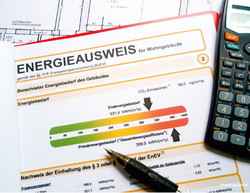 650 Energieausweis / Foto: Pixelio.de/ehuth