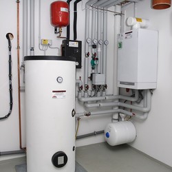 311 Moderne Brennwertechnik / Gastherme / Foto: BDH