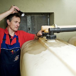 125 Tank- und Technik-Check / Foto: ZVSHK