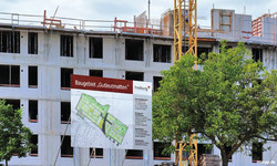 ED 03/16 Erneuerbare Energie – geht auch teuer! (S.32/33)