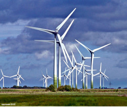 184 Windpark / Foto: hpgruesen (CC0)