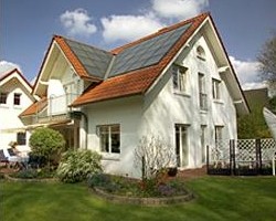2064 Tipp65 Haus mit Kollektorpaar
